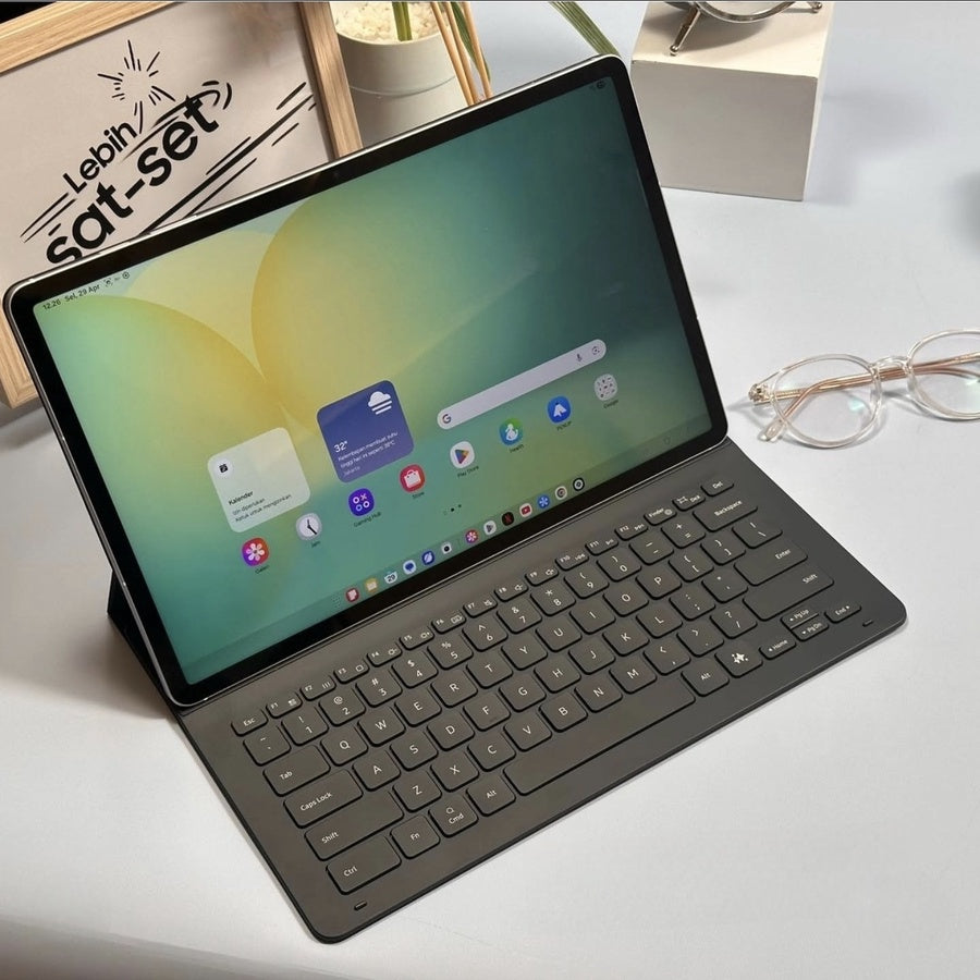 تابلت ذكي 5G مع باكج هدايا فاخرة – أداء قوي وتقنيات ذكاء اصطناعي