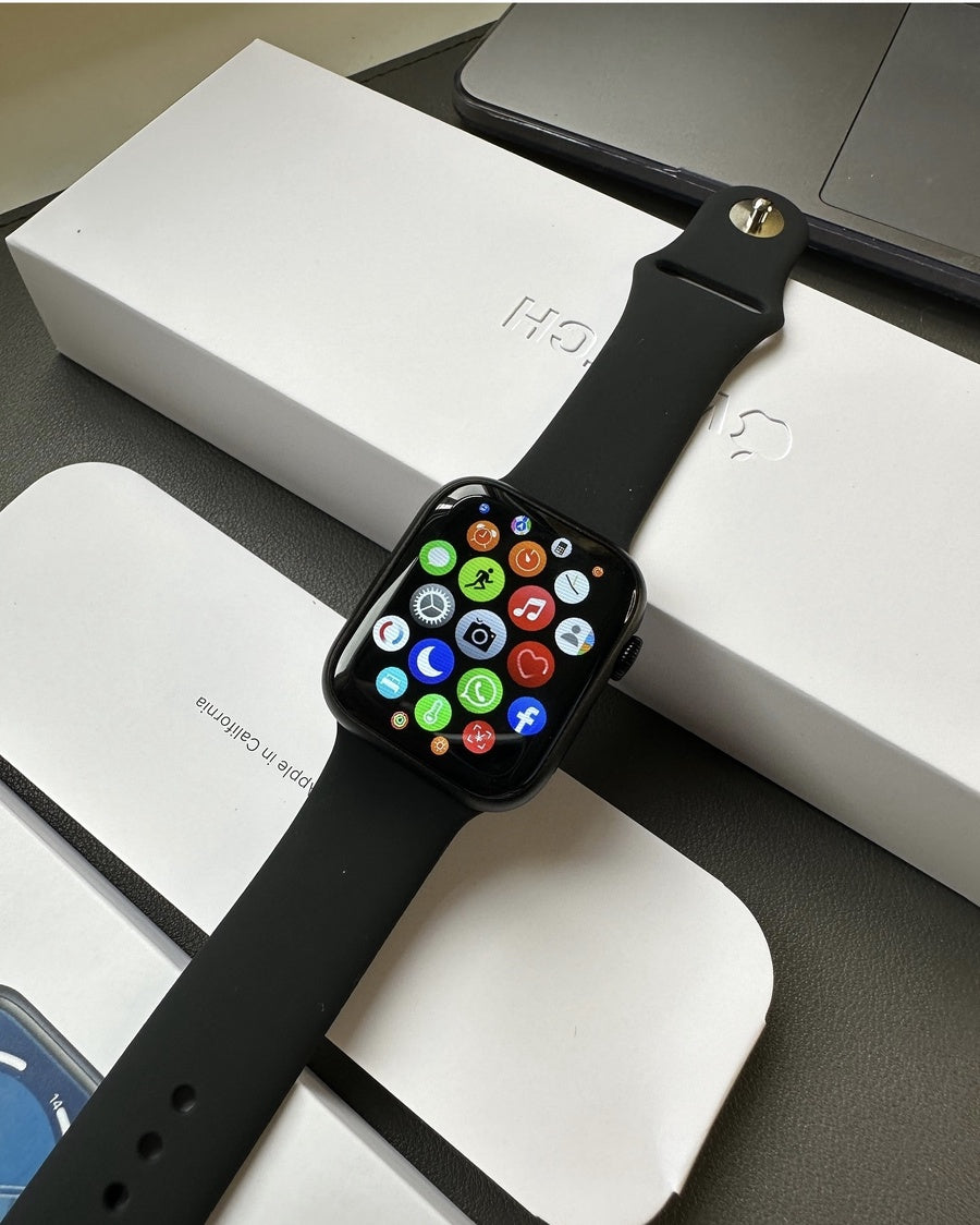 Apple Watch Series 10 – شاشة Retina كبيرة وأداء ذكي متطور